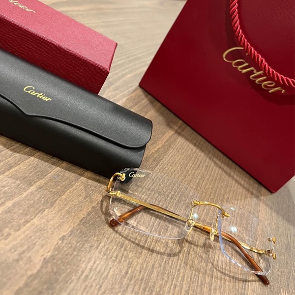 *SOLD* Cartier Big C w diamond cut - Picture 1 of 5